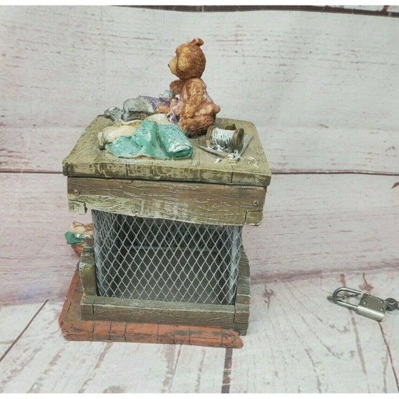 Rare Authentic 3D Bear Lock And Key Decorative Piggy Bank Home Décor - Picture 4 of 12